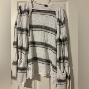 Eddie Bauer Sweater/Cardigan